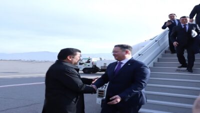 Kazakistan Dışişleri Bakanı resmi ziyaret için Tacikistan’a geldi